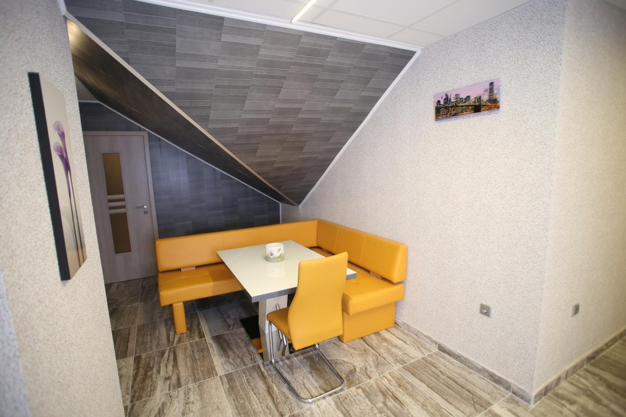 Centrum Lux 2 Apartmanok Kaposvár Exterior photo
