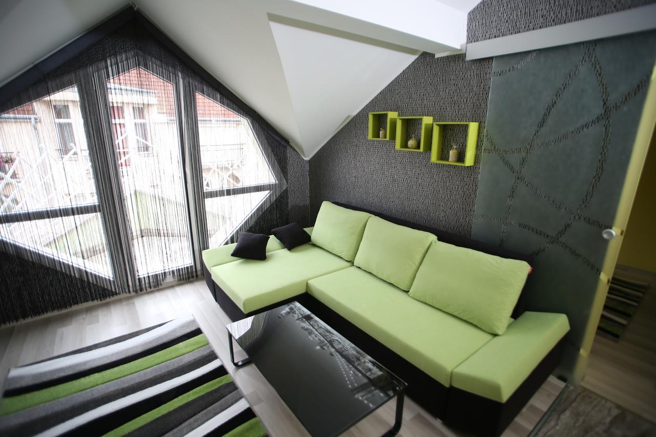 Centrum Lux 2 Apartmanok Kaposvár Exterior photo