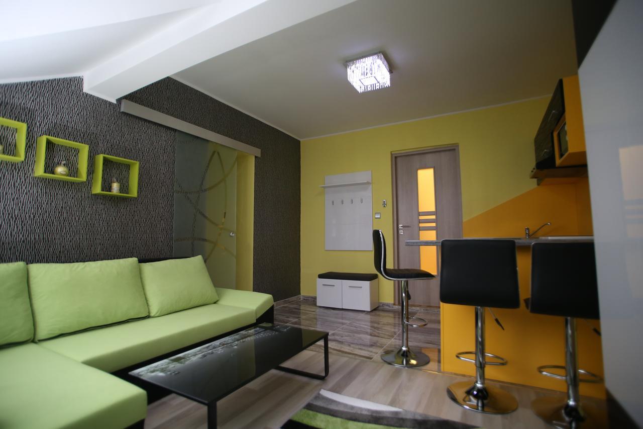 Centrum Lux 2 Apartmanok Kaposvár Exterior photo