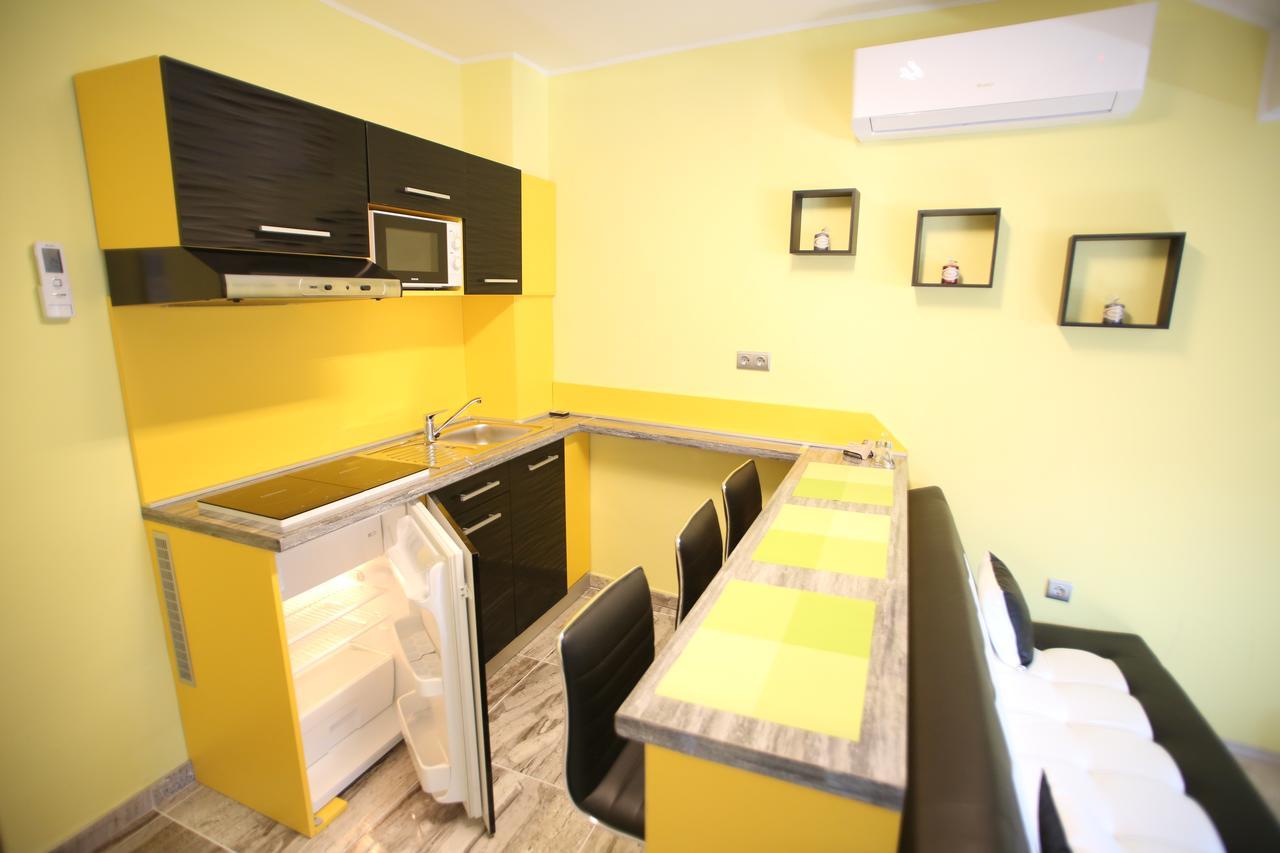 Centrum Lux 2 Apartmanok Kaposvár Exterior photo