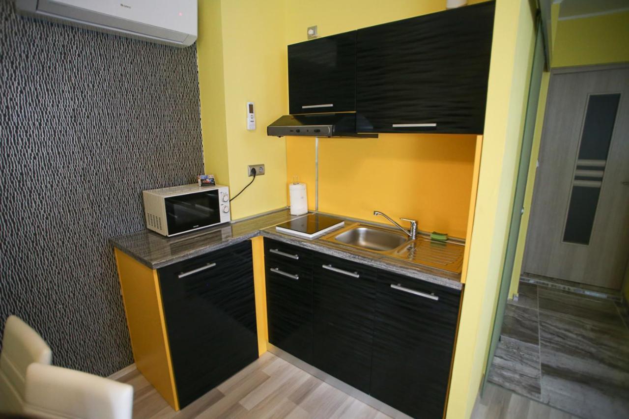 Centrum Lux 2 Apartmanok Kaposvár Exterior photo